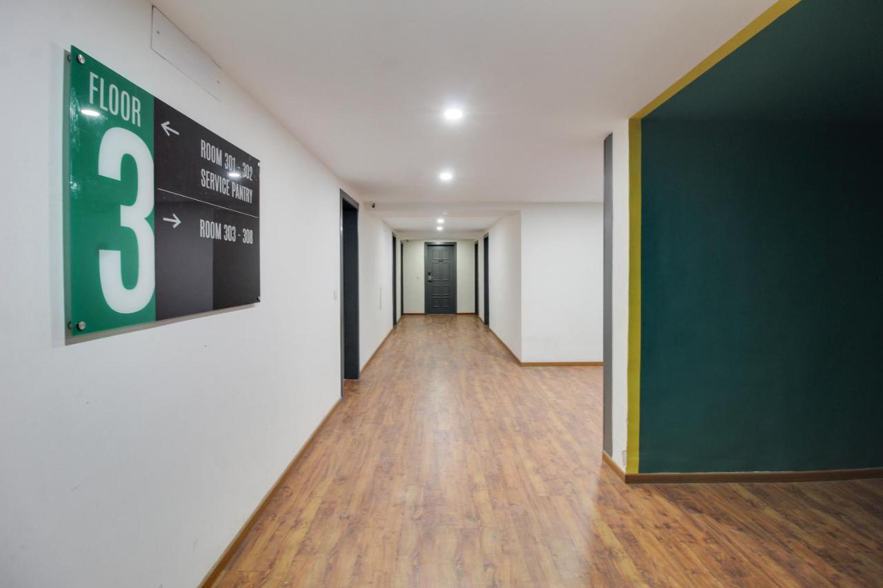 Super Oyo Townhouse 1237 Balewadi Hotell Méribel Village Eksteriør bilde