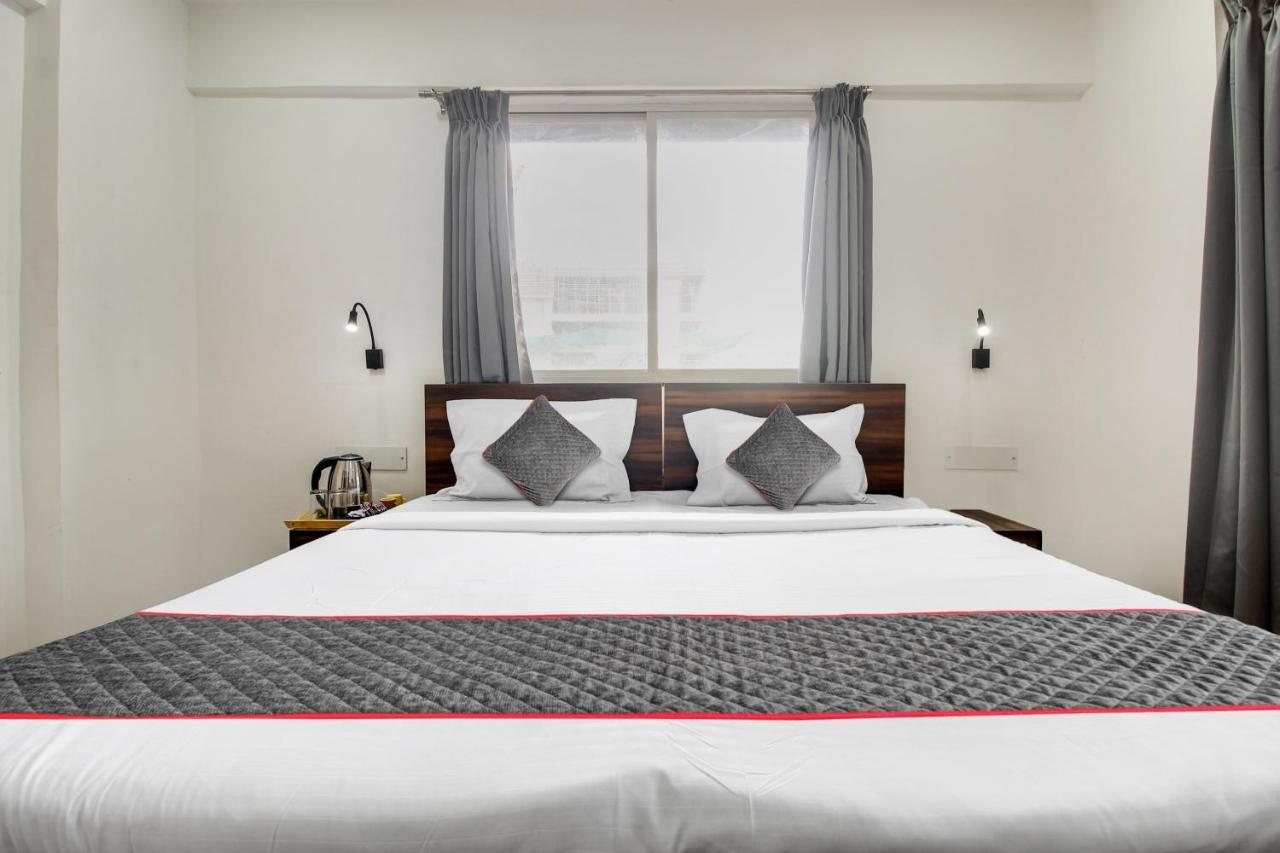 Super Oyo Townhouse 1237 Balewadi Hotell Méribel Village Eksteriør bilde